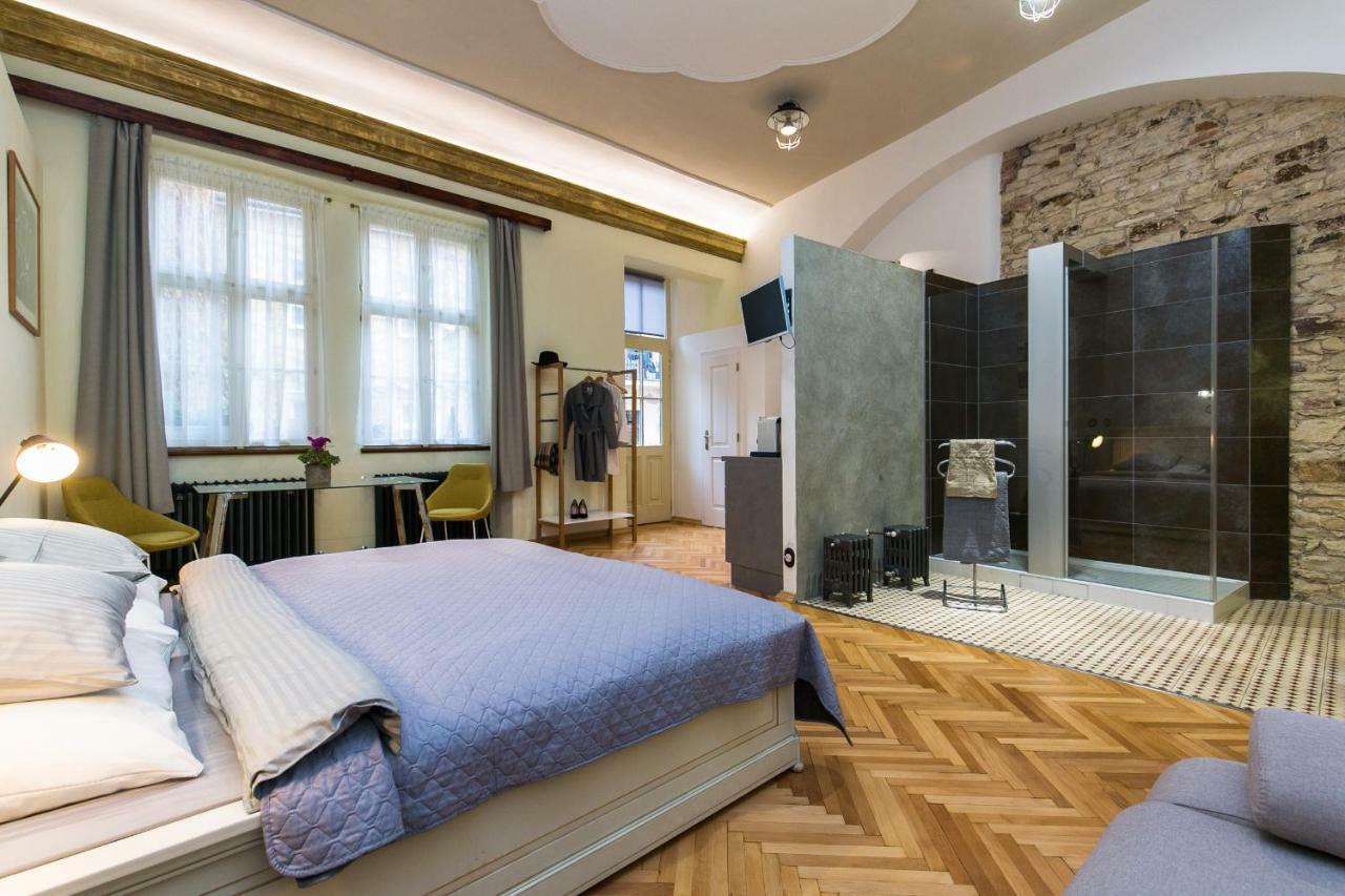 Apartment Nebovidy I - Historic Centre - Terrace - Air Conditioning 프라하 외부 사진